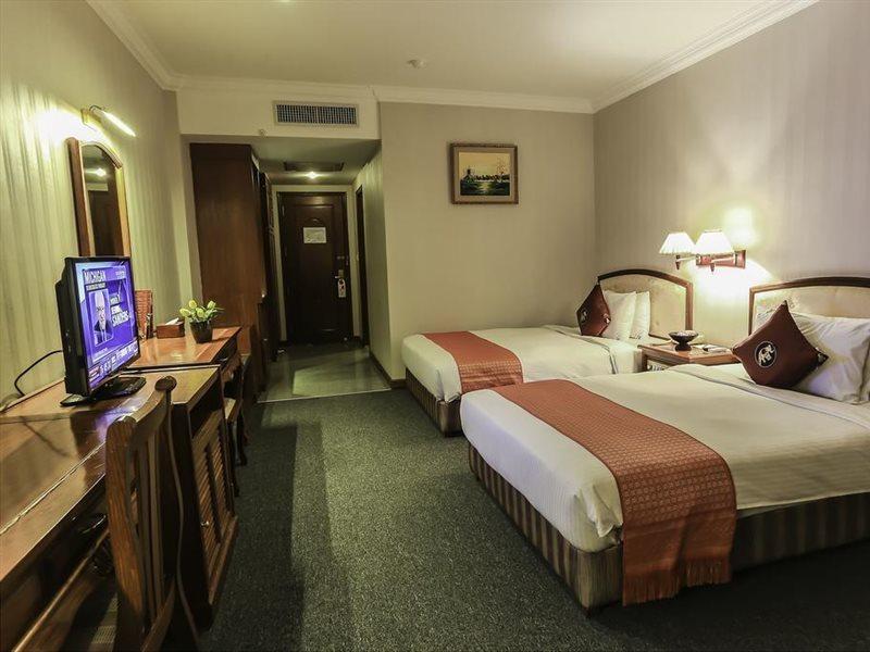 Angkor Howard Hotel Сием Реап Екстериор снимка