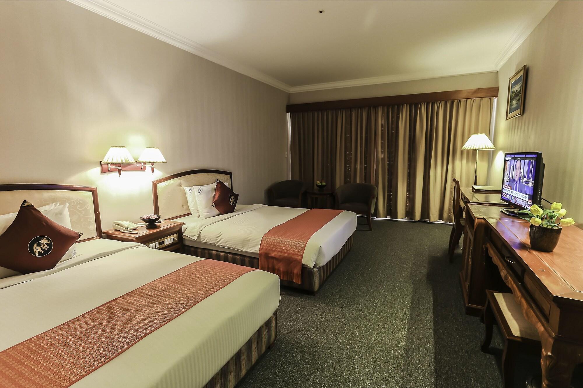 Angkor Howard Hotel Сием Реап Екстериор снимка