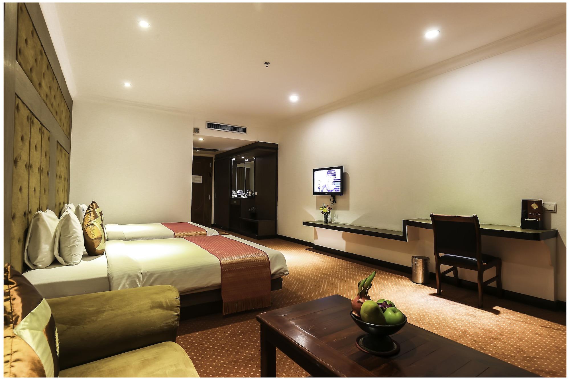 Angkor Howard Hotel Сием Реап Екстериор снимка