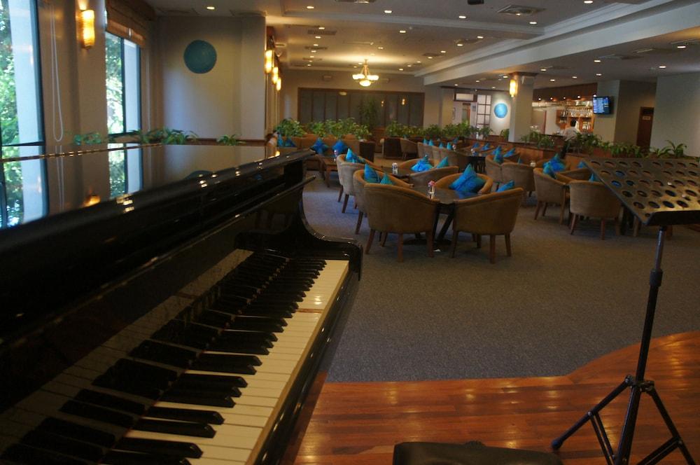 Angkor Howard Hotel Сием Реап Екстериор снимка