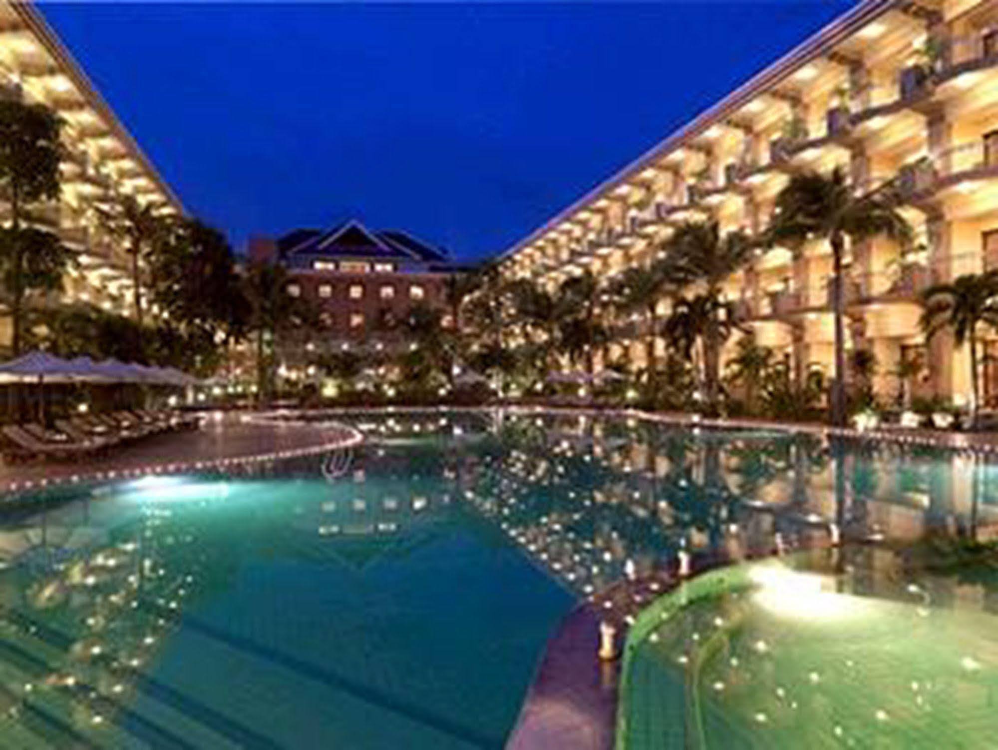 Angkor Howard Hotel Сием Реап Екстериор снимка