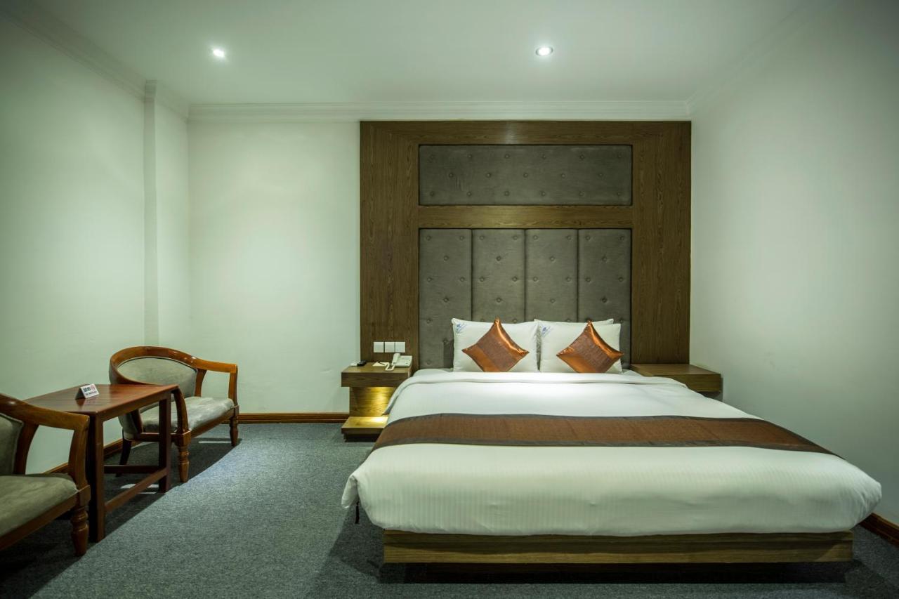 Angkor Howard Hotel Сием Реап Екстериор снимка