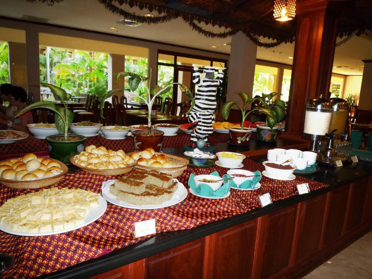 Angkor Howard Hotel Сием Реап Екстериор снимка